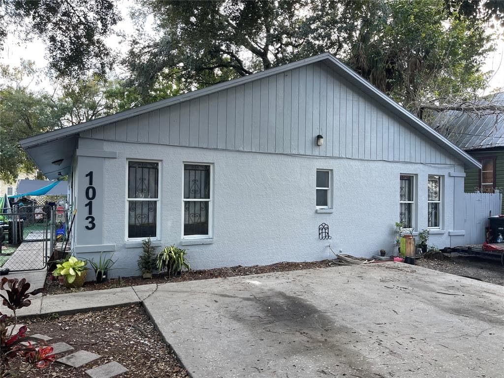 1013 E 12TH AVENUE UNIT A & B