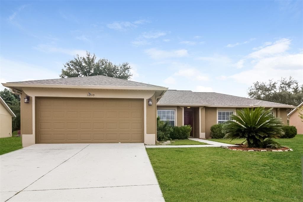 11809 FOXGLOVE DRIVE CLERMONT, FL 34711