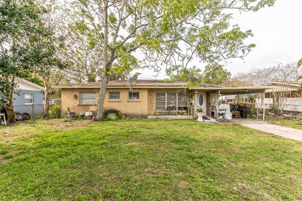 1729 ELK DRIVE LAKELAND, FL 33801