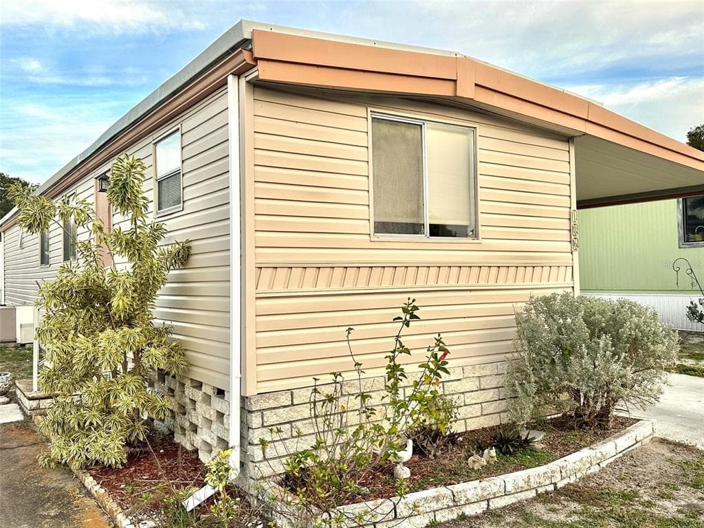 9790 66TH STREET N UNIT 186 PINELLAS PARK, FL 33782