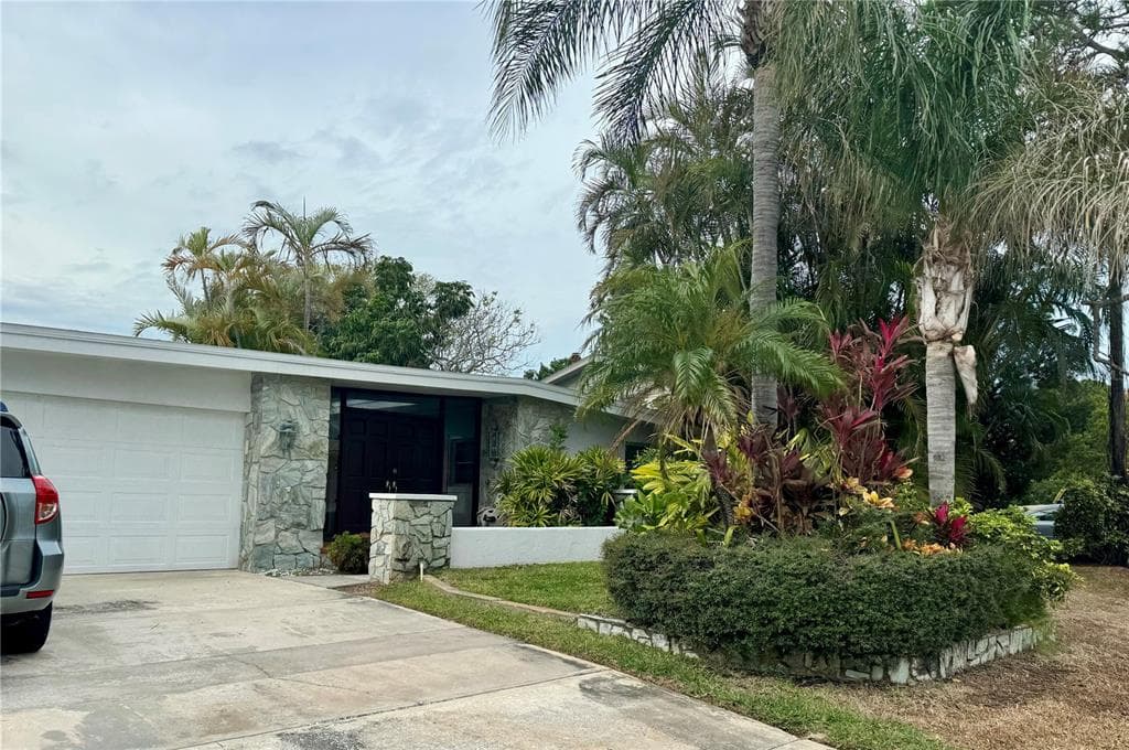 11400 9TH STREET E TREASURE ISLAND, FL 33706