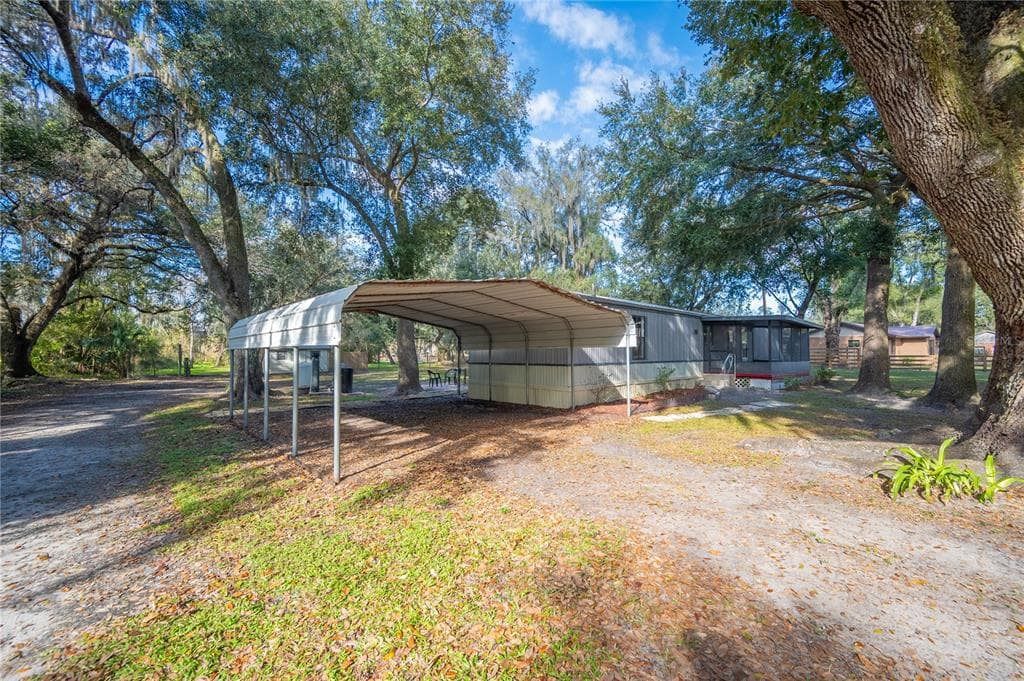 4001 CORK ROAD PLANT CITY, FL 33565