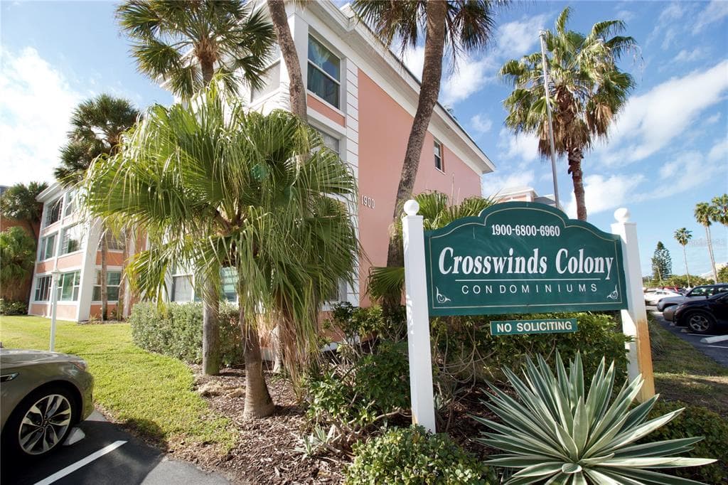 1900 68TH STREET N UNIT 108 ST PETERSBURG, FL 33710