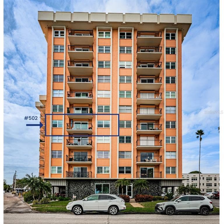 1120 N SHORE DRIVE NE UNIT 502 ST PETERSBURG, FL 33701