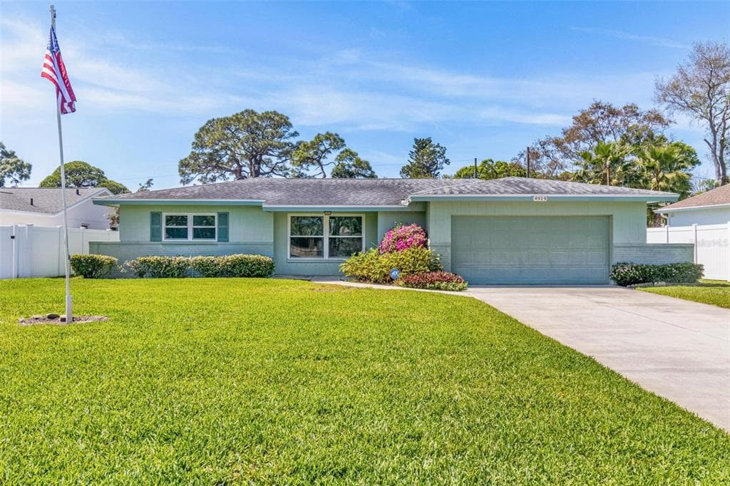 4919 CORDOVA WAY S ST PETERSBURG, FL 33712
