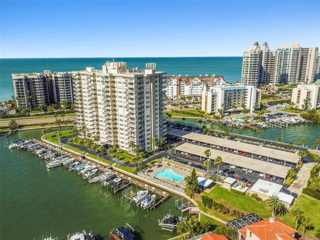 1621 GULF BOULEVARD UNIT 402 CLEARWATER, FL 33767