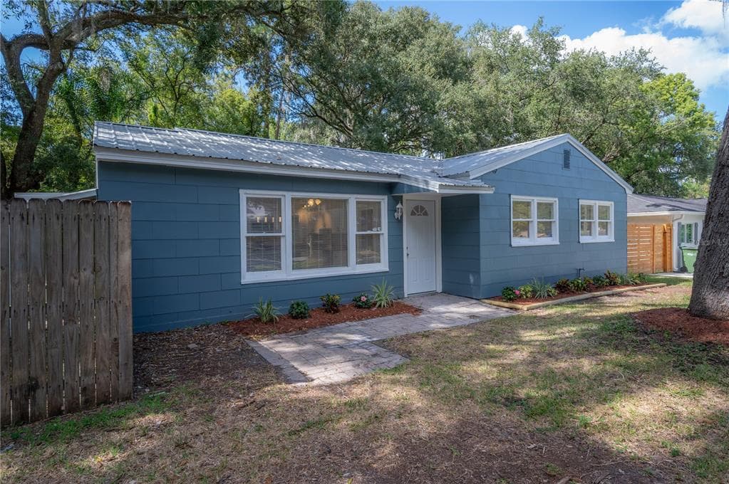 7108 N 21ST STREET TAMPA, FL 33610