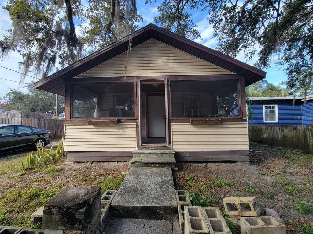 1918 OVERBROOK AVENUE CLEARWATER, FL 33755