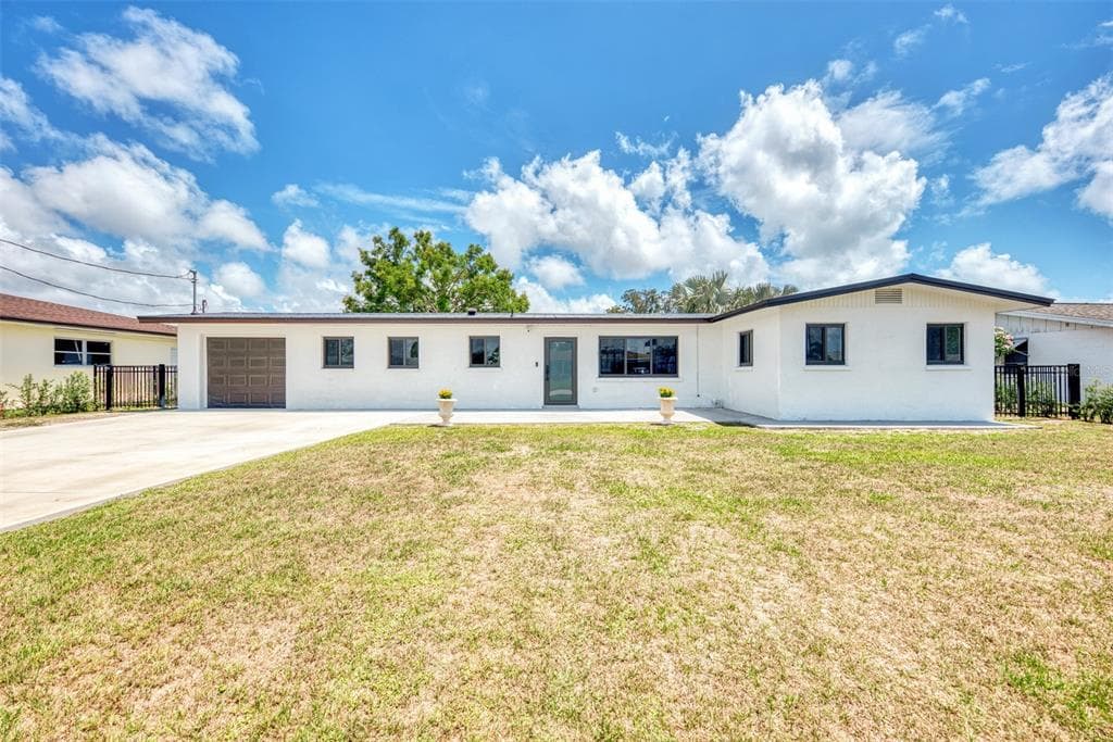 320 REDWOOD ROAD VENICE, FL 34293