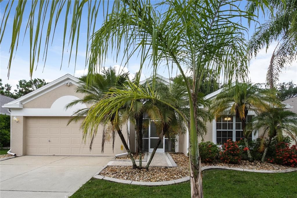 304 FAREHAM DRIVE VENICE, FL 34293