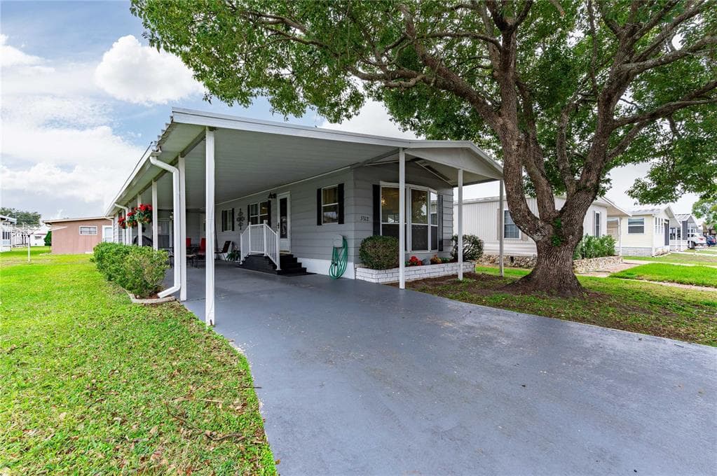 5312 VENTURA DRIVE ZEPHYRHILLS, FL 33541