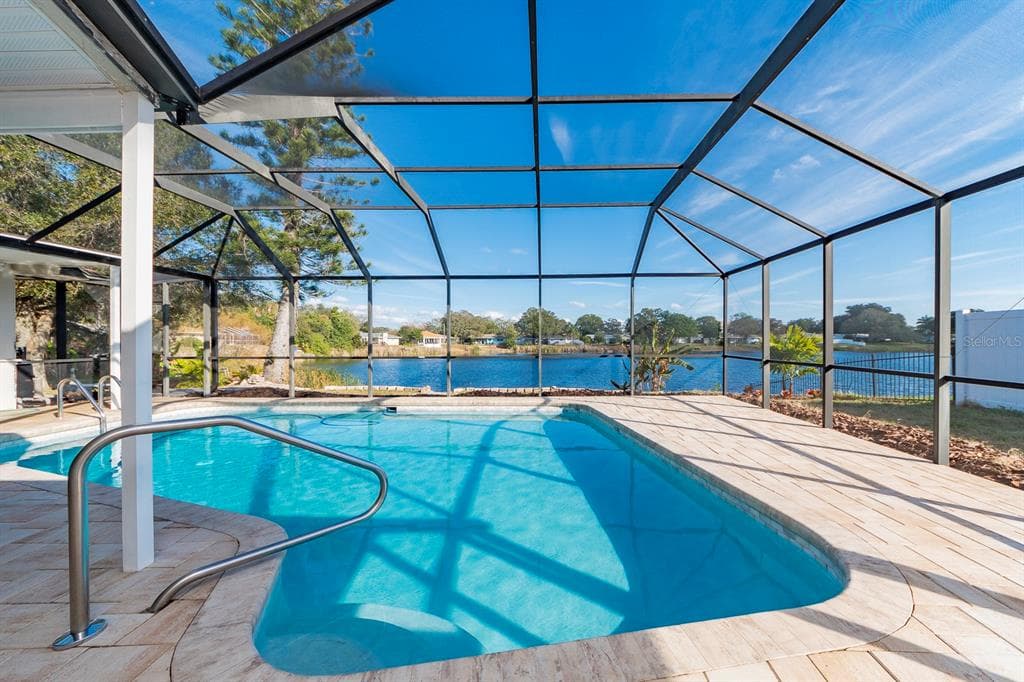 905 RICHARDS AVENUE CLEARWATER, FL 33755