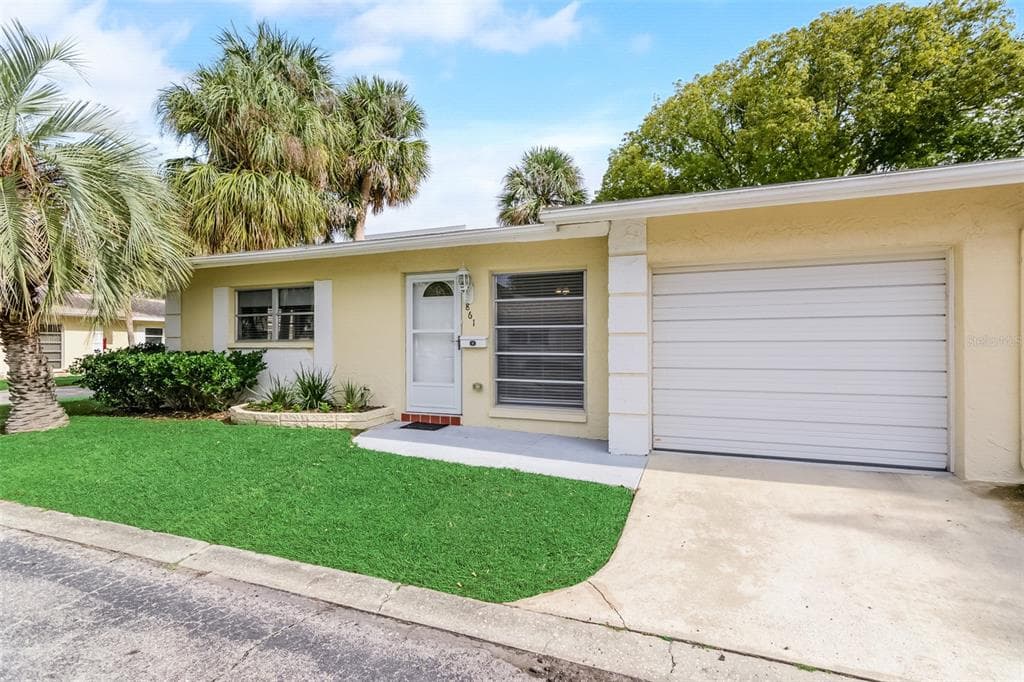 861 EDEN COURT DUNEDIN, FL 34698