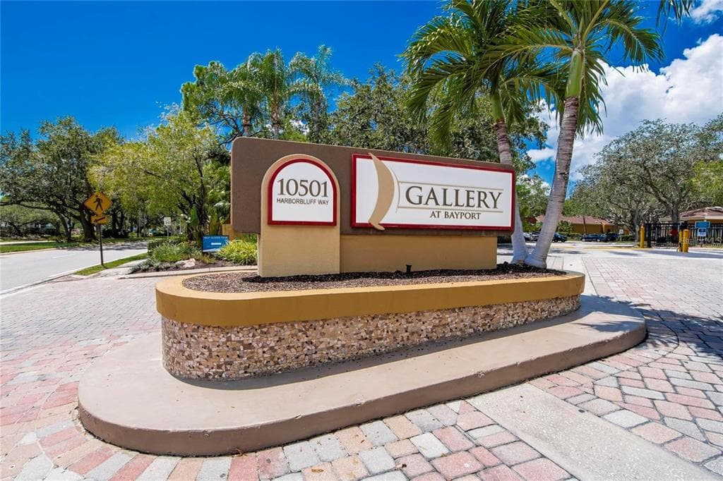 5573 BAYWATER DRIVE UNIT 5573 TAMPA, FL 33615