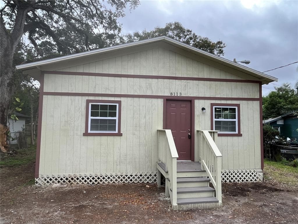 8113 N SEMMES STREET TAMPA, FL 33604