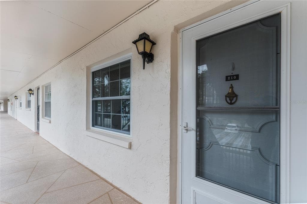 871 NEW YORK AVENUE UNIT 210