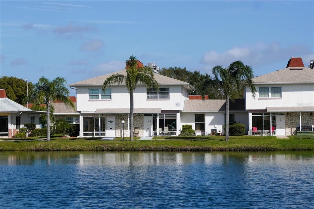 4352 TAHITIAN GARDENS CIRCLE UNIT K HOLIDAY, FL 34691