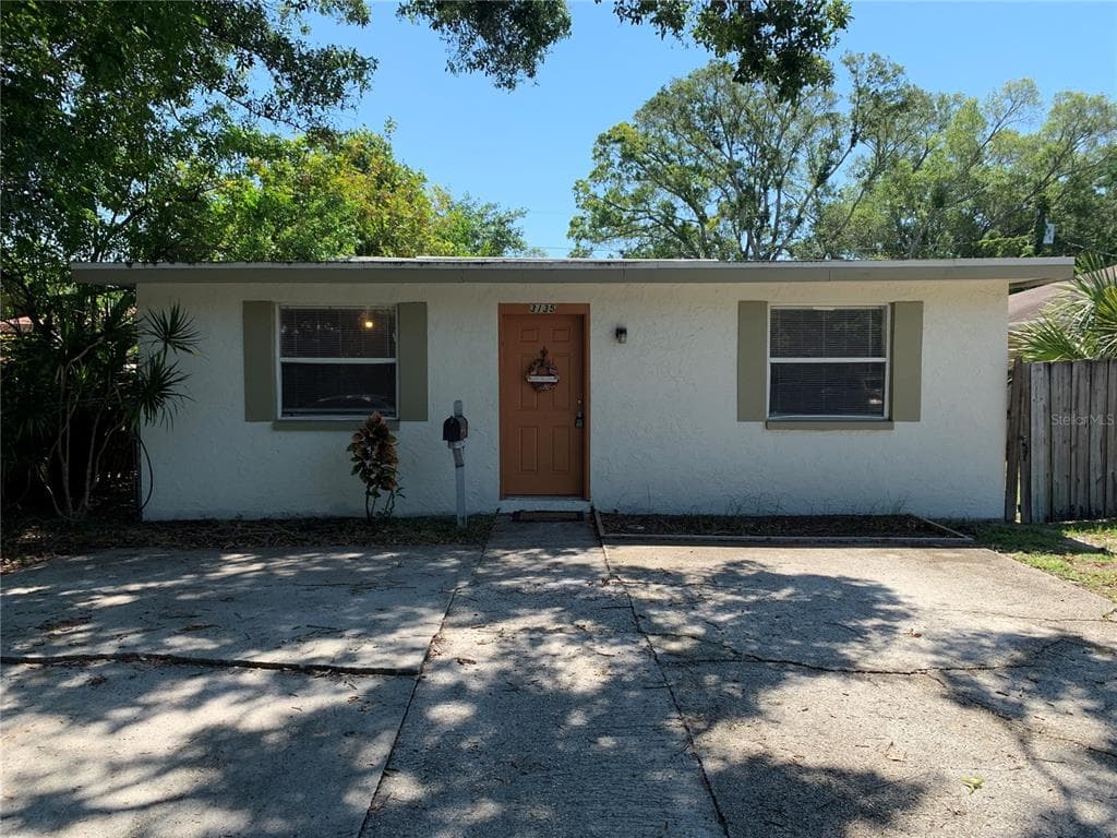 3135 20TH STREET N ST PETERSBURG, FL 33713
