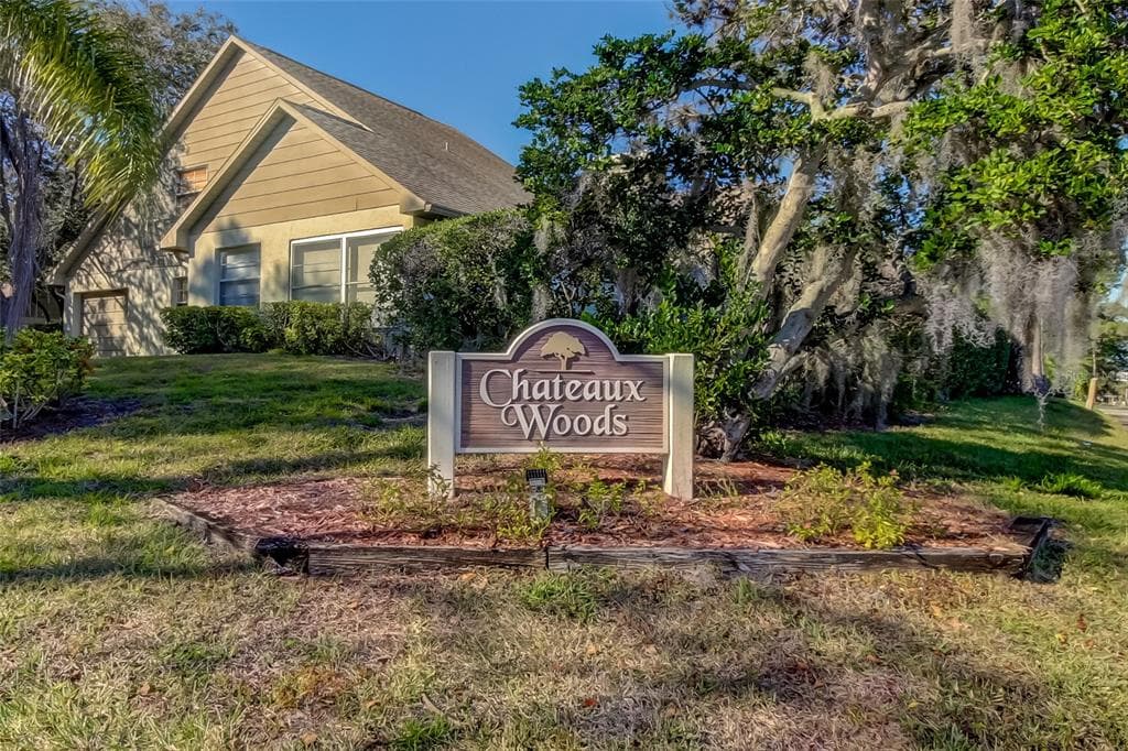 2822 RAMPART CIRCLE CLEARWATER, FL 33761