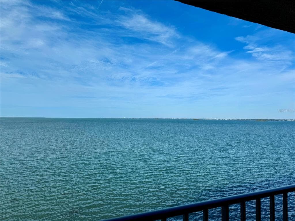 9 HAIG PLACE UNIT 504 DUNEDIN, FL 34698