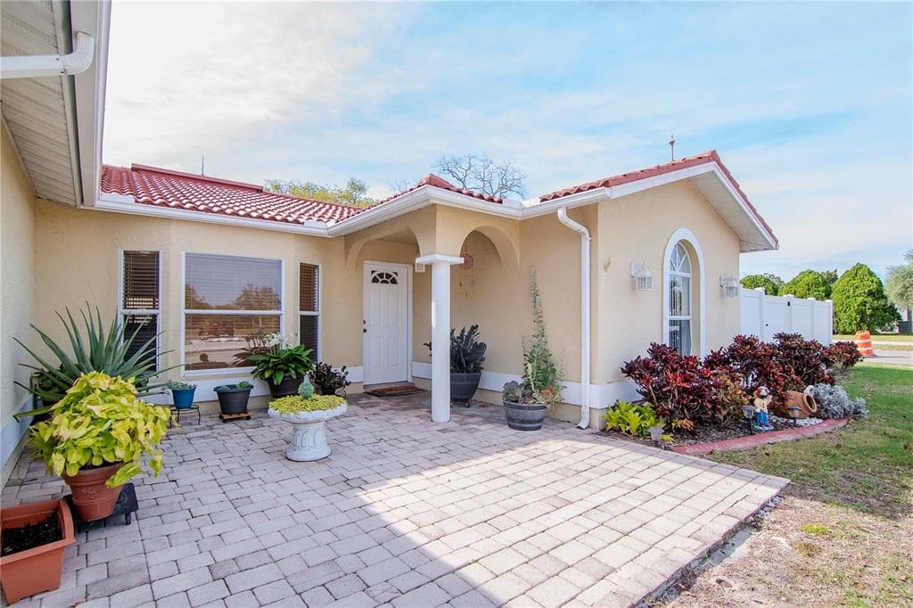 7118 MAPLEHURST DRIVE PORT RICHEY, FL 34668