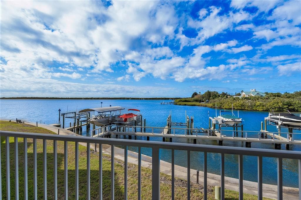149 BRENT CIRCLE OLDSMAR, FL 34677