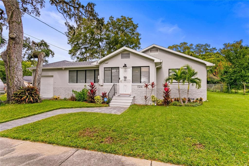 1914 E ELLICOTT STREET TAMPA, FL 33610