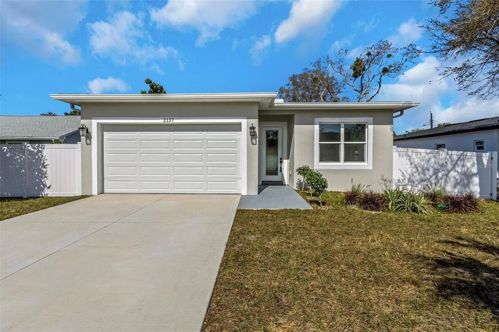 2137 19TH AVENUE SW LARGO, FL 33774