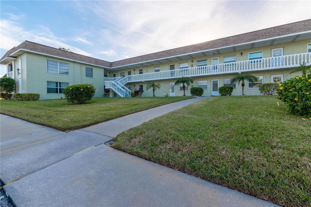 1250 S PINELLAS AVENUE W UNIT 303