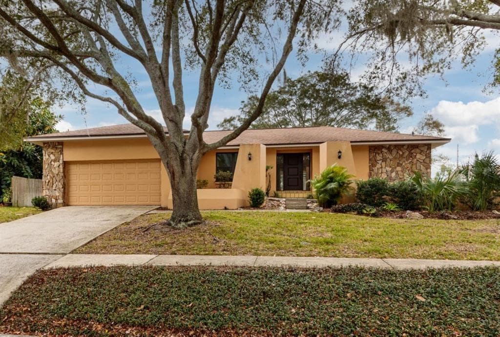2440 INDIAN TRAIL W PALM HARBOR, FL 34683