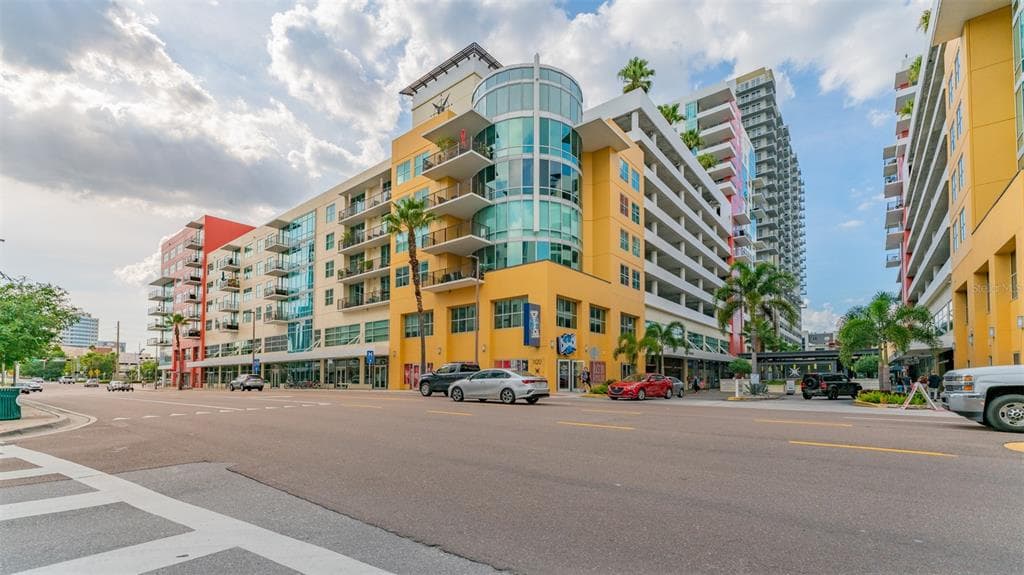 1120 E KENNEDY BOULEVARD UNIT 926 TAMPA, FL 33602