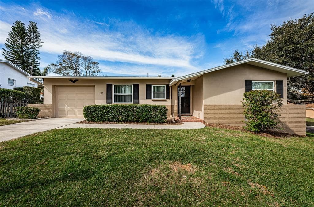 539 66TH STREET N PALM HARBOR, FL 34684