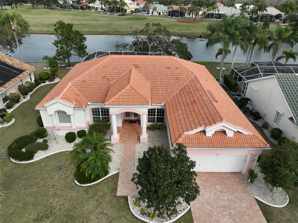 2327 PLATINUM DRIVE SUN CITY CENTER, FL 33573