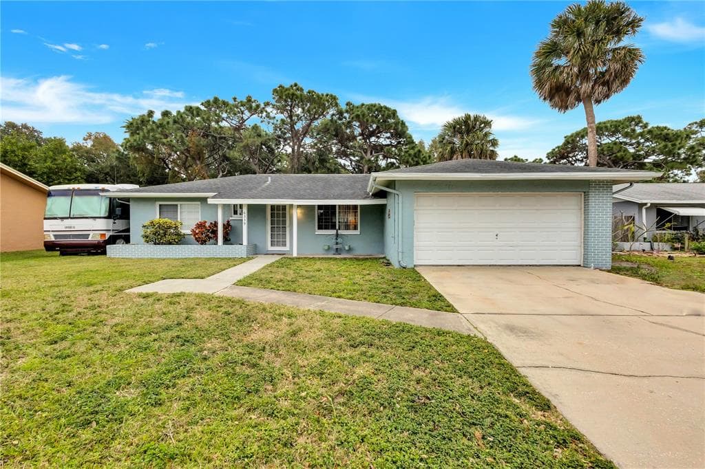 6339 HEATHER LANE N PINELLAS PARK, FL 33781