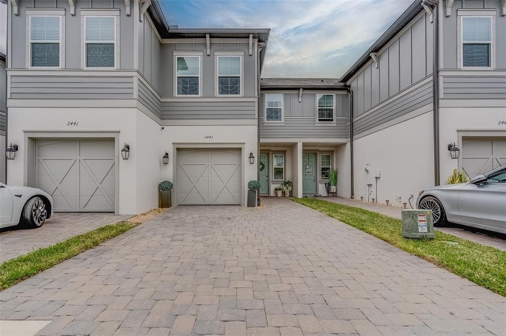 2443 FOGGY CREEK CIRCLE CLEARWATER, FL 33764