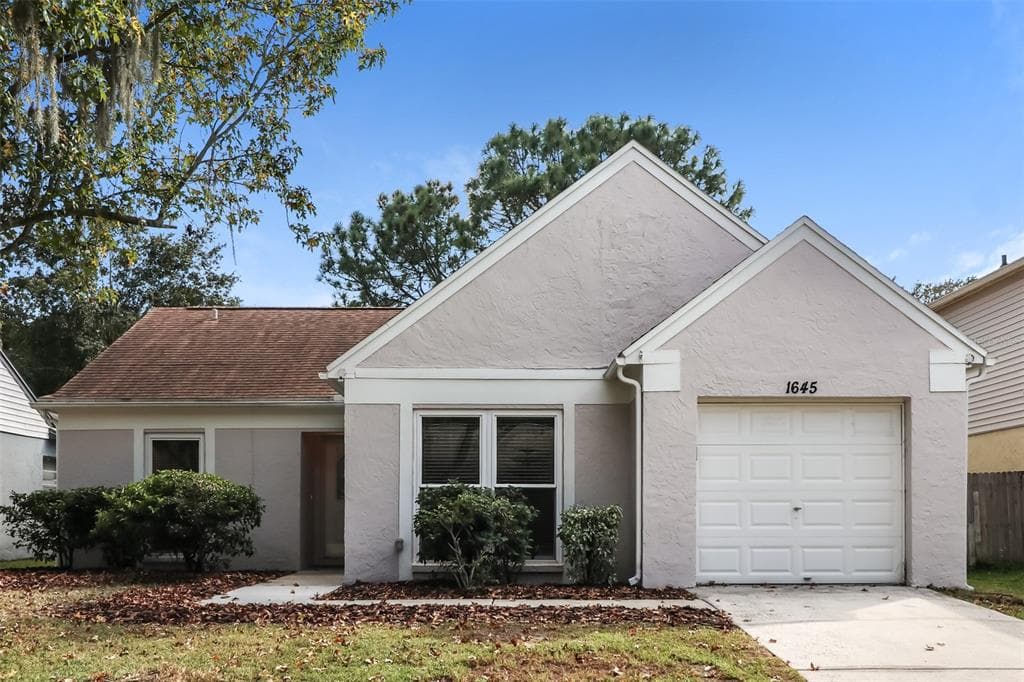 1645 PALM LEAF DRIVE BRANDON, FL 33510