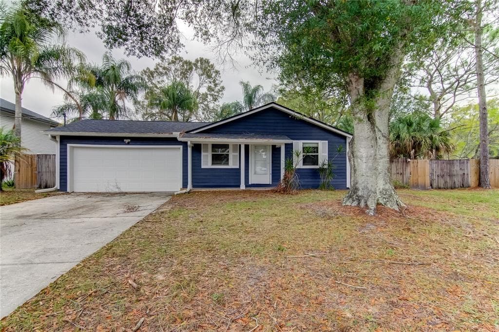 5218 CAREY ROAD TAMPA, FL 33624
