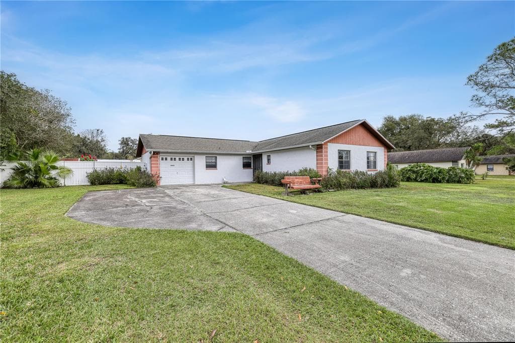 38621 FERM CIRCLE ZEPHYRHILLS, FL 33540