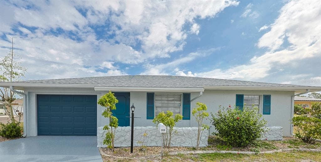 703 W BROCKTON PLACE UNIT 703 SUN CITY CENTER, FL 33573
