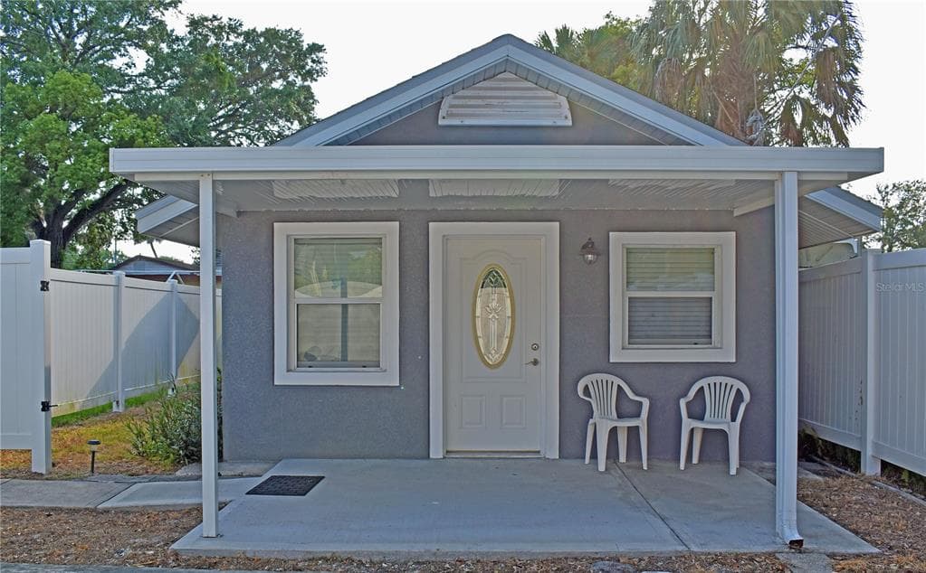 4311 1/2 W VIRGINIA AVENUE TAMPA, FL 33614