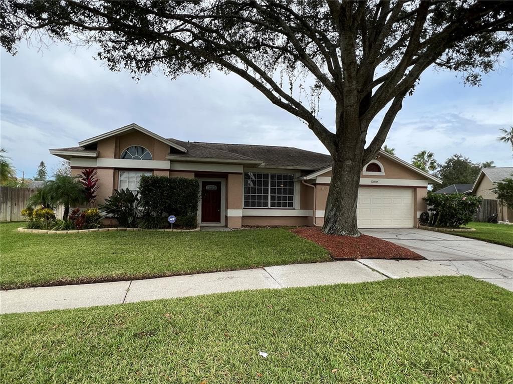 12050 STONE CROSSING CIRCLE TAMPA, FL 33635