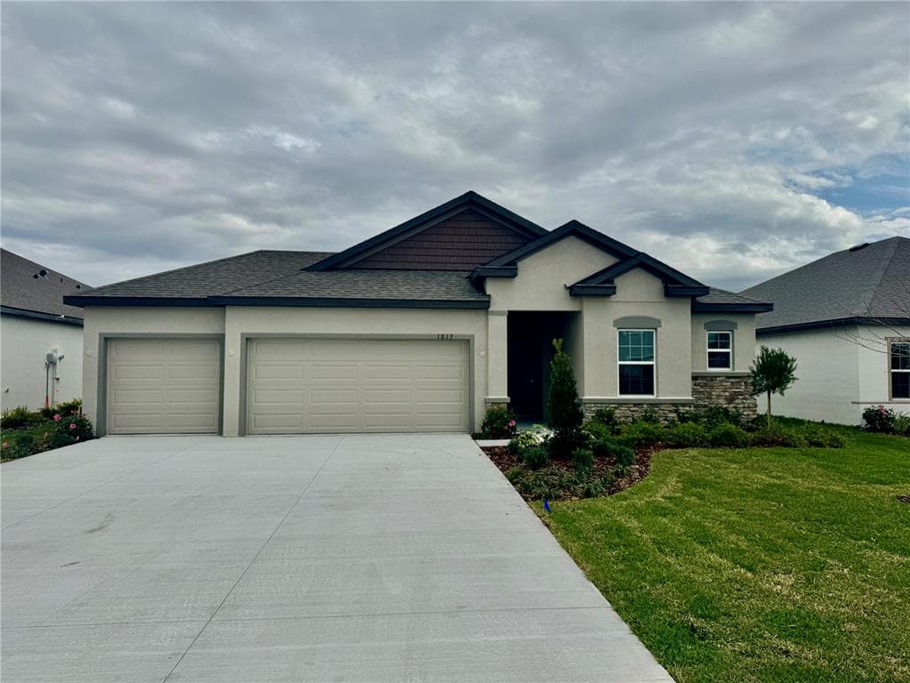 1813 EVERSON STREET BRADENTON, FL 34208