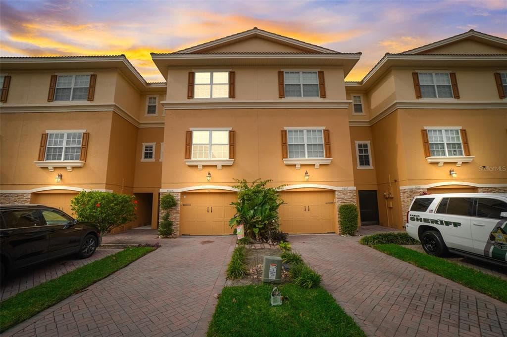 5605 BLACKFIN DRIVE NEW PORT RICHEY, FL 34652