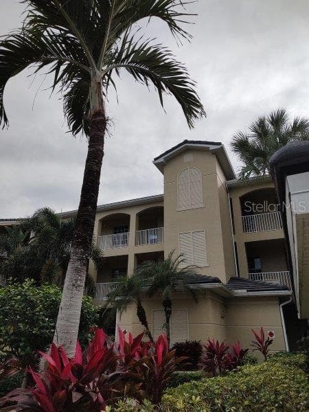 3421 POINTE CREEK COURT UNIT 303 BONITA SPRINGS, FL 34134