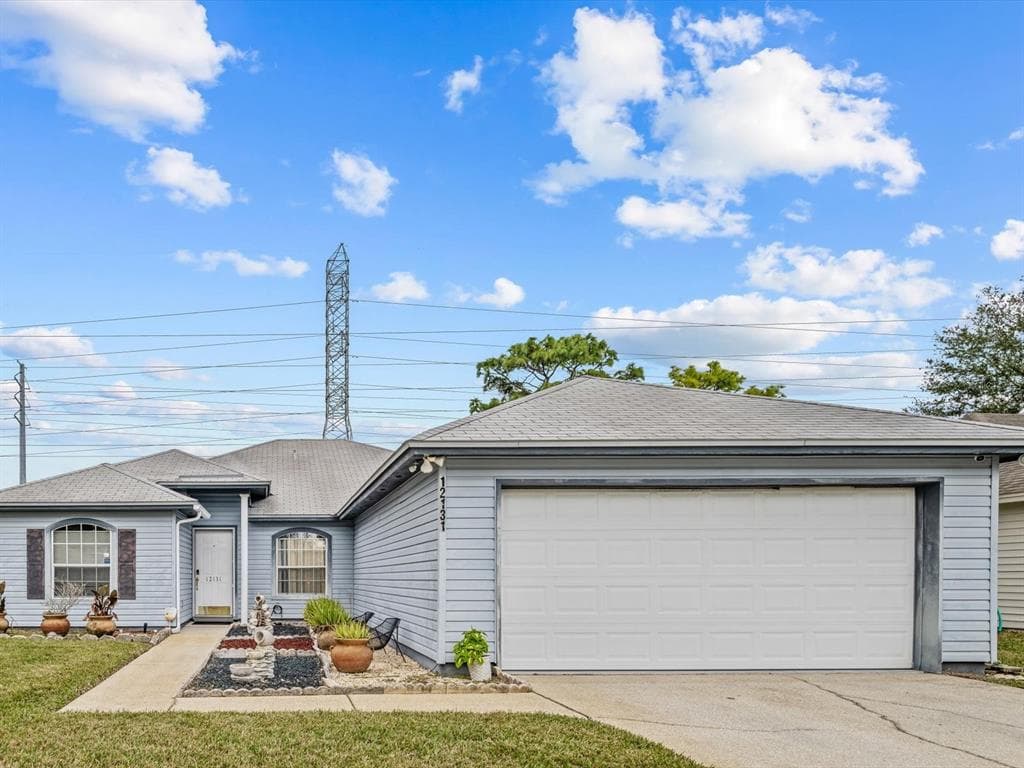 12131 CANCUN DRIVE JACKSONVILLE, FL 32225