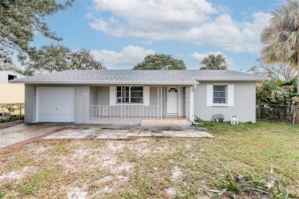 1108 MAYFLOWER ROAD FORT PIERCE, FL 34950