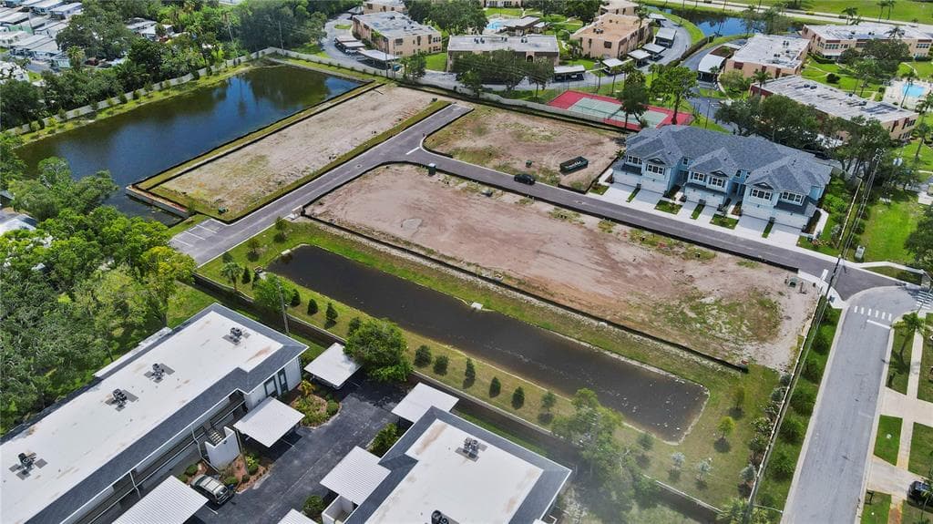 7710 93RD STREET N SEMINOLE, FL 33777