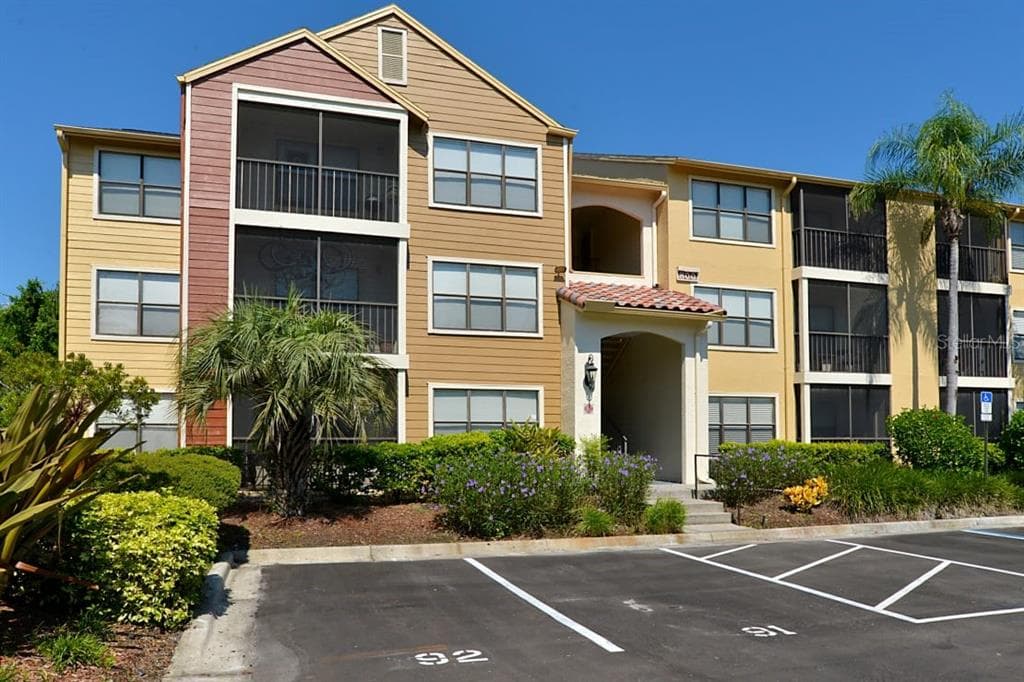 11901 4TH STREET N UNIT 11208 ST PETERSBURG, FL 33716