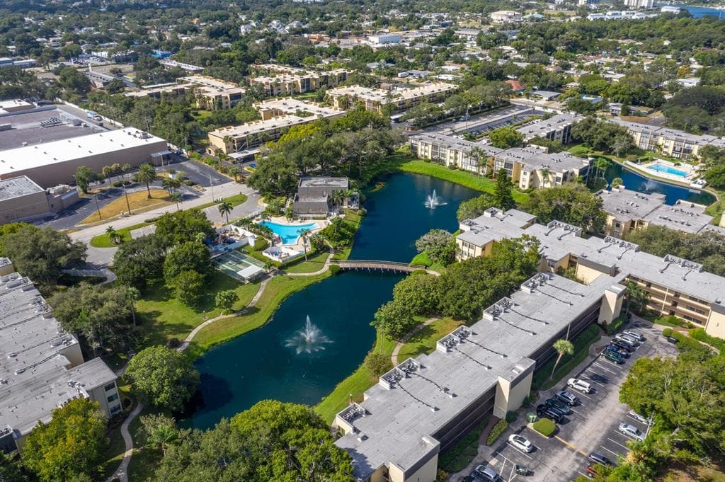 14130 ROSEMARY LANE UNIT 3302 LARGO, FL 33774