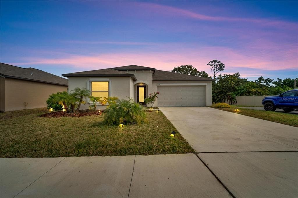 1890 SILVER STAR PLACE RUSKIN, FL 33570